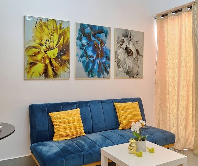 Central Suites Tower