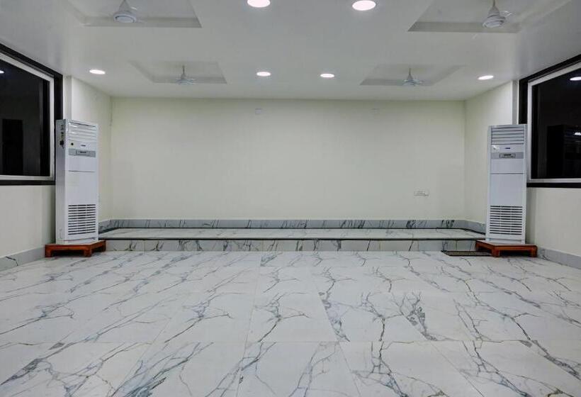 Отель Home Msr Guest Inn