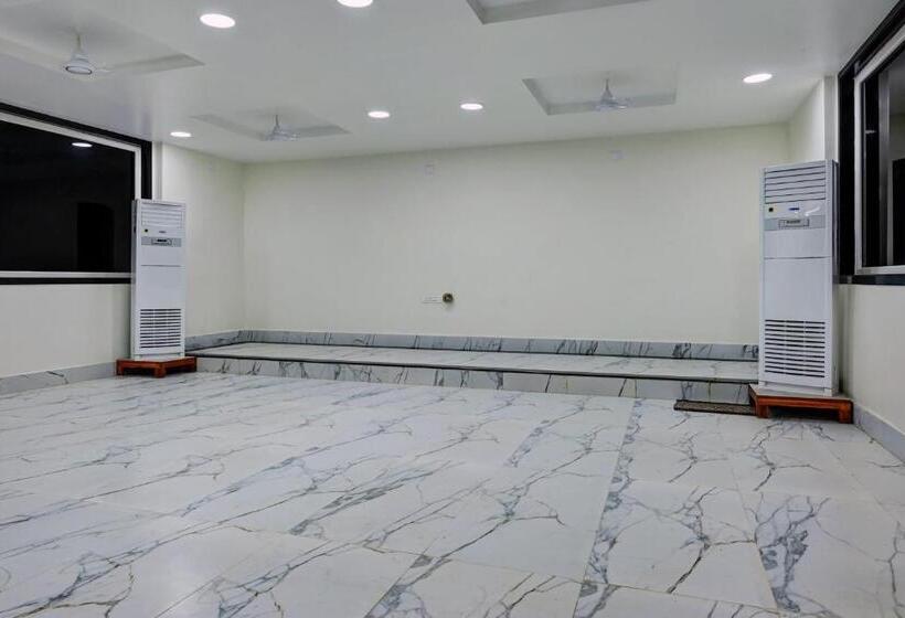 Отель Home Msr Guest Inn