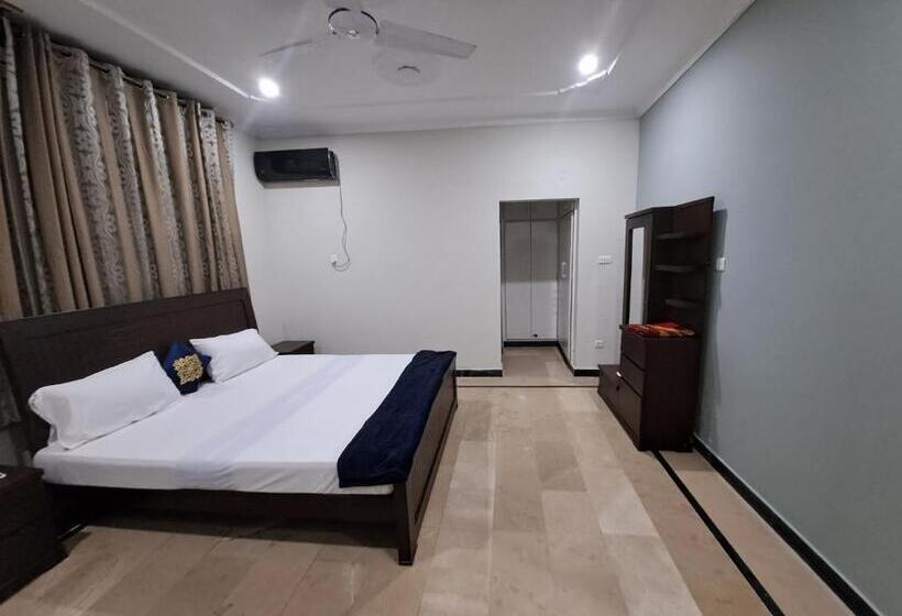 پانسیون 26 Number Bus Stop Guest House