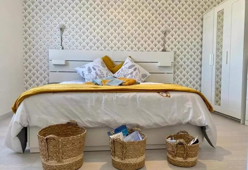 ペンション Guestroom Saint Michel Chef Chef, 1 Pièce, 2 Personnes   Fr 1 306 1256