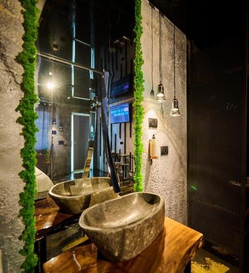 پانسیون Sianisia