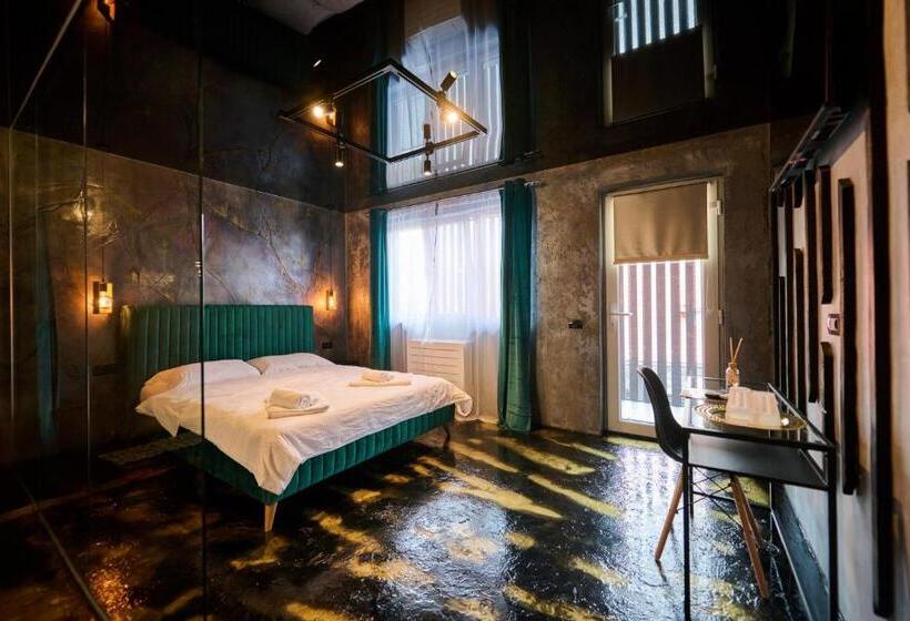 پانسیون Sianisia