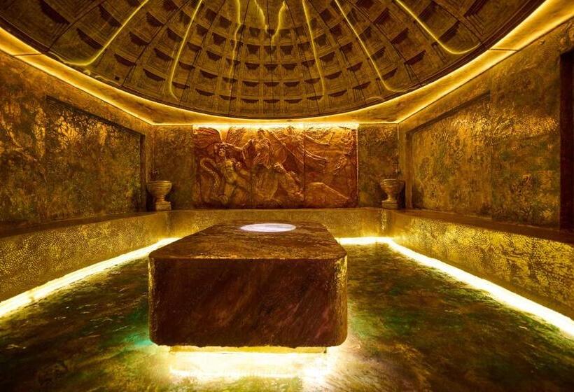 پانسیون Sianisia