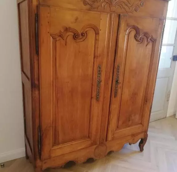 Aamiaismajoitus (B&B) Les 3 Platanes