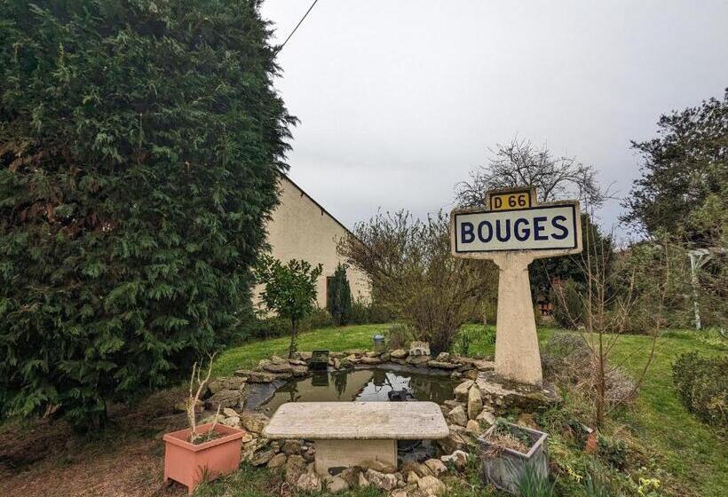 بنسيون Guestroom Bouges Le Château, 1 Pièce, 2 Personnes   Fr 1 591 523