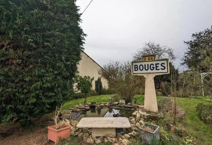 ペンション Guestroom Bouges Le Château, 1 Pièce, 2 Personnes Fr 1 591 523
