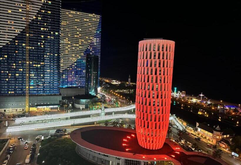 Alliance Palace Courtyard By Marriott