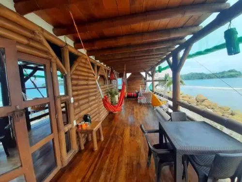 Hotel Bambu Mompiche