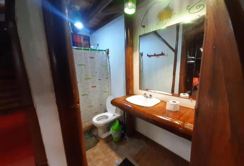 Hotel Bambu Mompiche