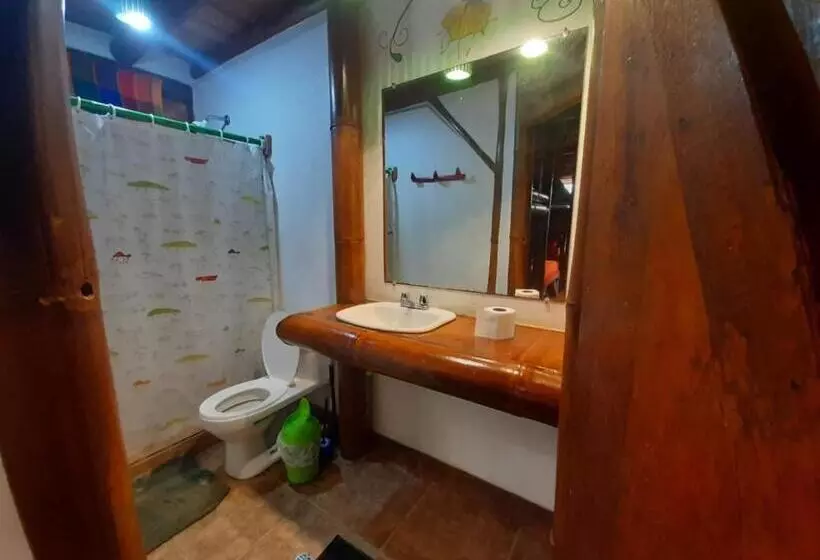 Hotel Bambu Mompiche