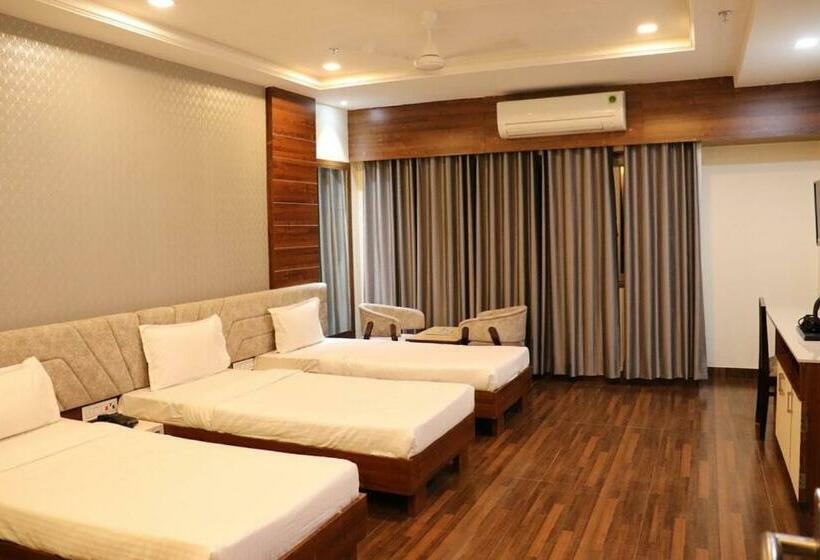 בית מלון כפרי Manglam