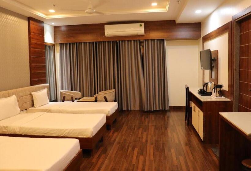 בית מלון כפרי Manglam