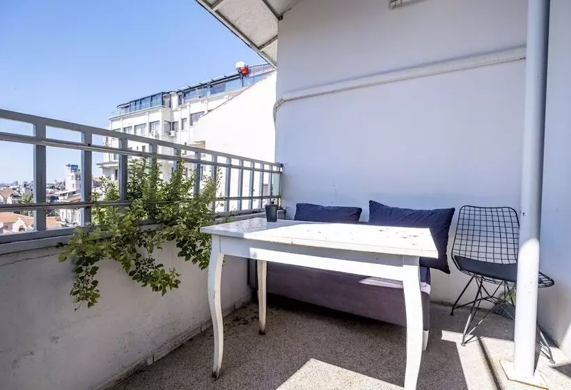 Hotelli Stanbol Apart