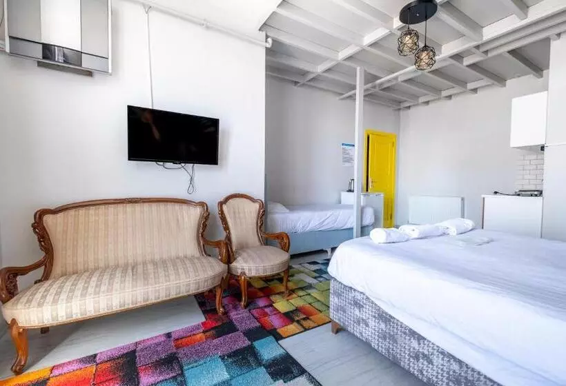 Hotelli Stanbol Apart