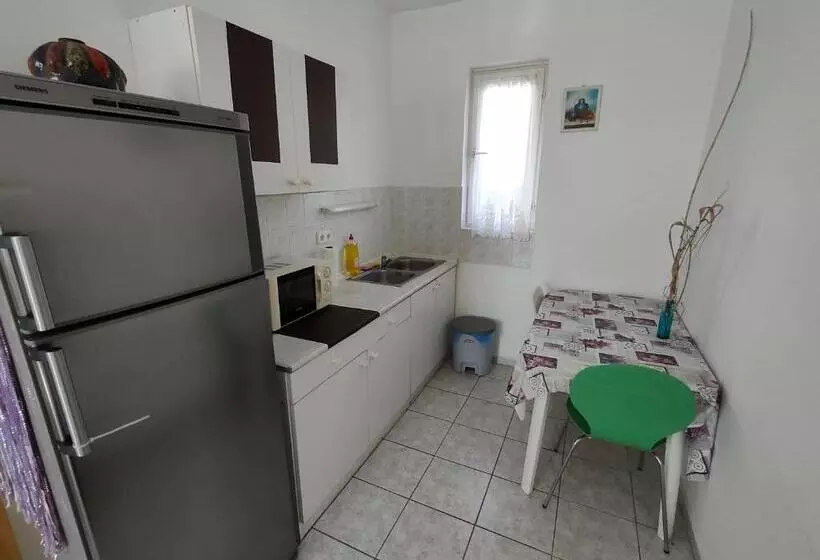 ペンション Kékturás Vendégház Badacsony Privát Bérlemény