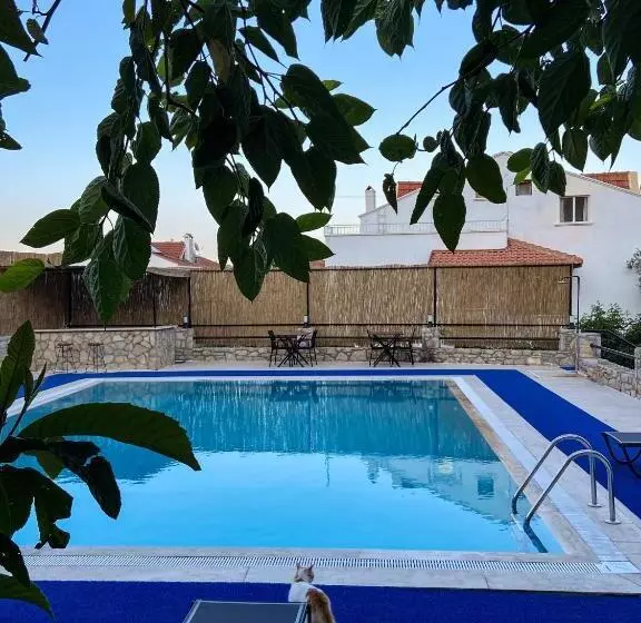 özgüm Suite Otel