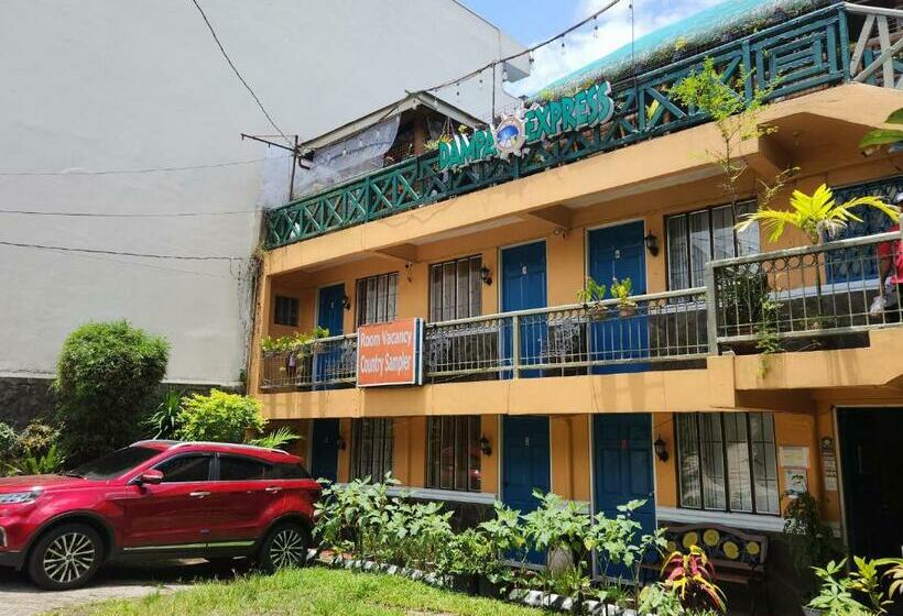 هاستل Country Sampler Inn