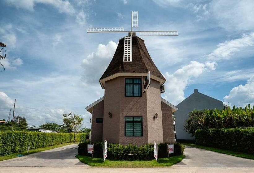 ユースホステル Crystal Hotel โรงแรมคริสตัล