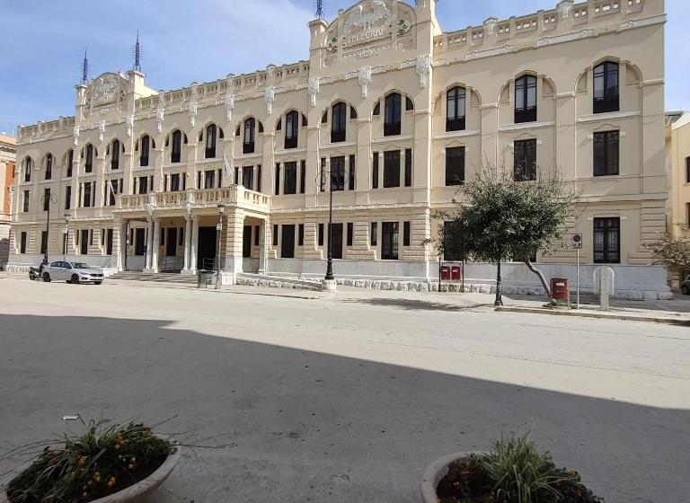 住宿加早餐  Carlo S Rooms