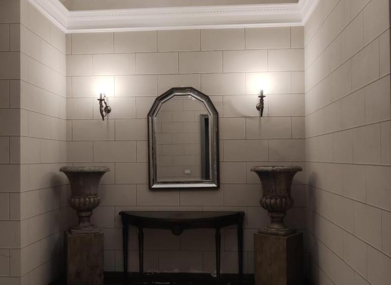 住宿加早餐  Carlo S Rooms