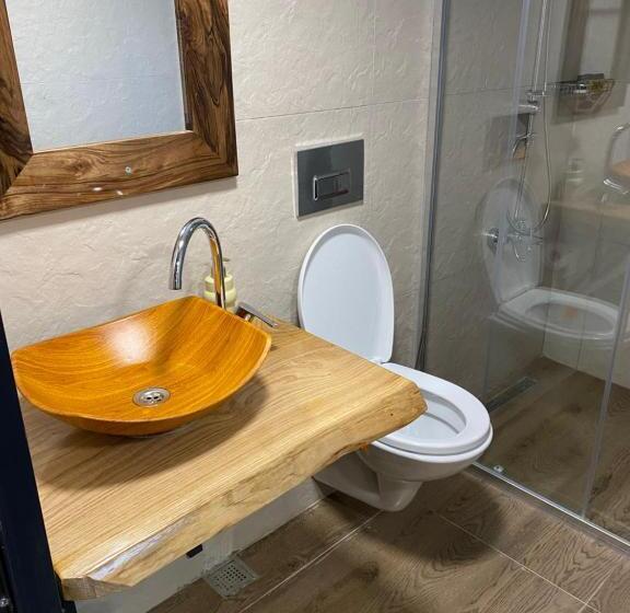 مبيت وإفطار Ri̇ze Sereni̇ty Bungalov