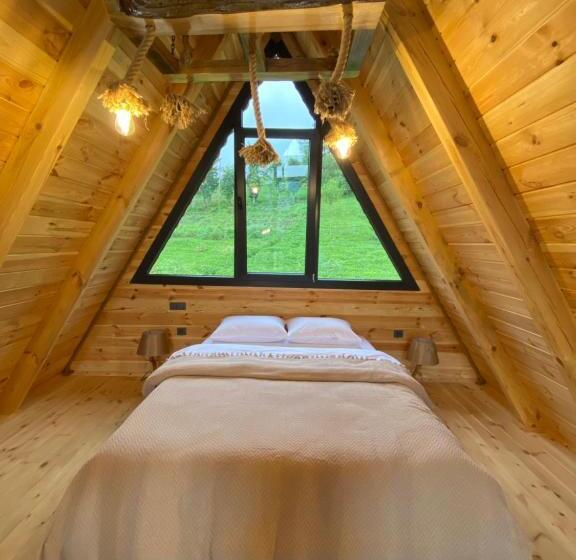 مبيت وإفطار Ri̇ze Sereni̇ty Bungalov