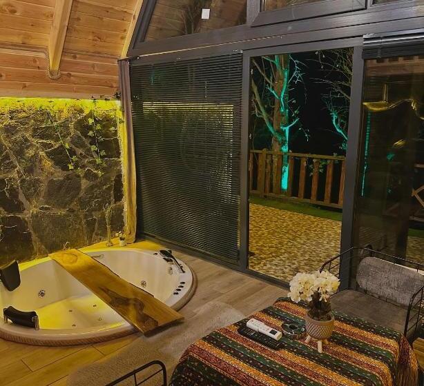 مبيت وإفطار Ri̇ze Sereni̇ty Bungalov