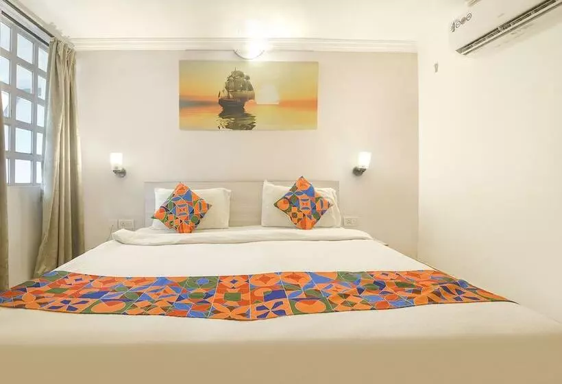 Hotelli Fabexpress The Golden Leaf