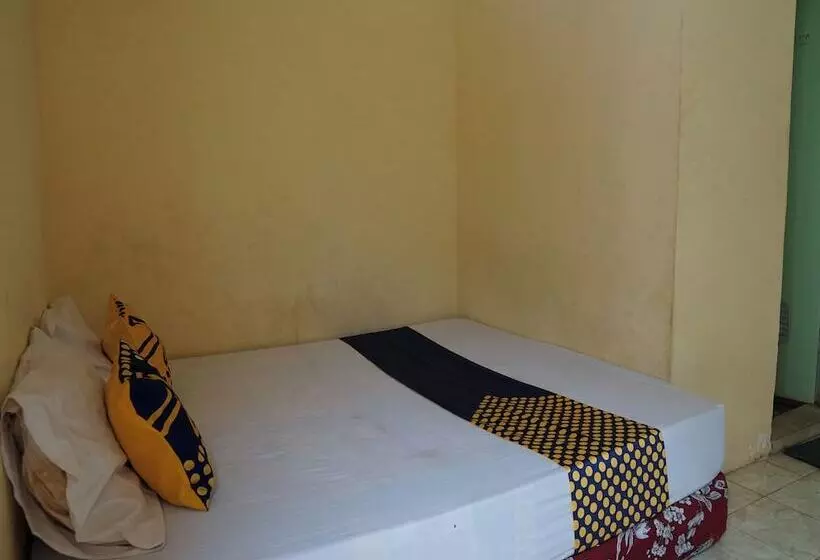 Hotelli Spot On 92666 Rumah Kos Arafah Syariah