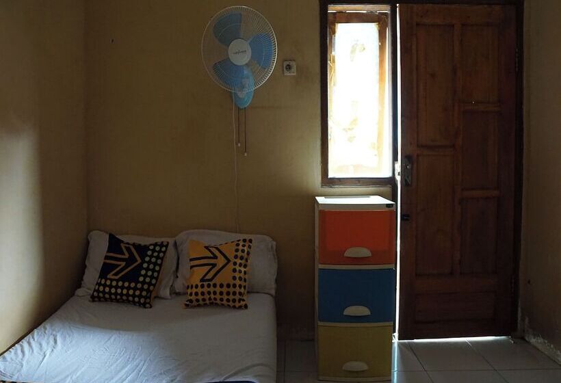 Hotel Spot On 92666 Rumah Kos Arafah Syariah