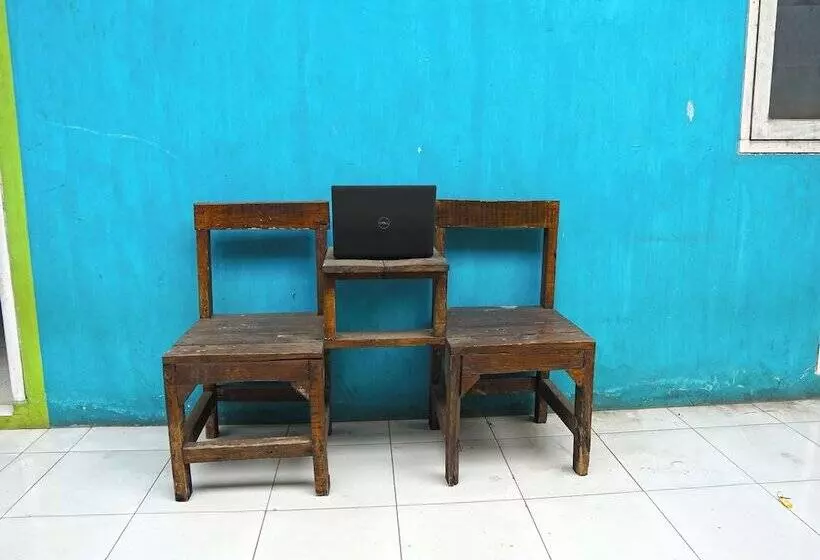 Hotelli Spot On 92666 Rumah Kos Arafah Syariah