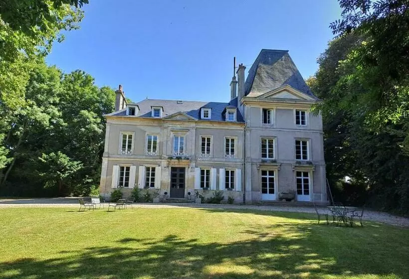 ベッドアンドブレックファースト La Maison Pelloquin