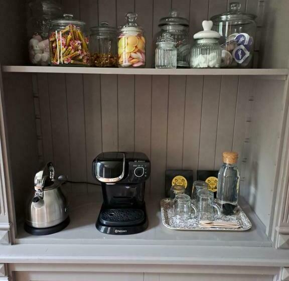 Bed and Breakfast La Maison Pelloquin