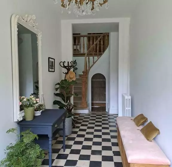 ベッドアンドブレックファースト La Maison Pelloquin