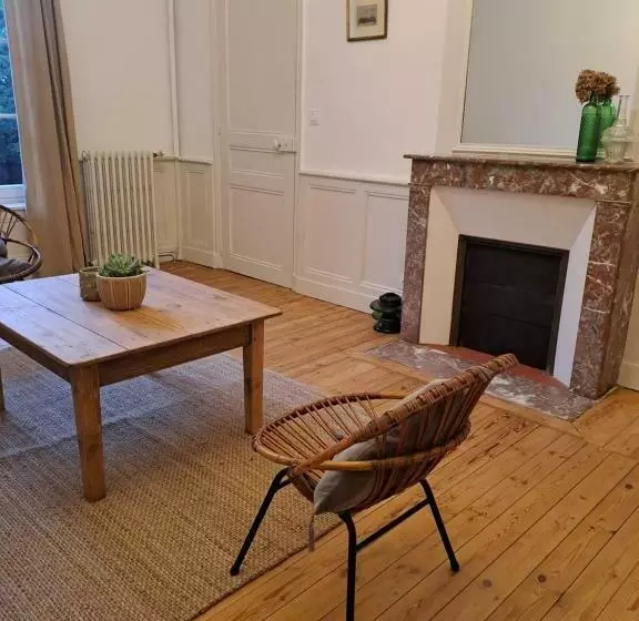 ベッドアンドブレックファースト La Maison Pelloquin