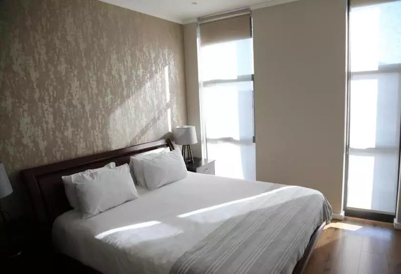 Executive 3 Bed Apartment With Balcony & Executive 2 Bed Apartment In Sandton