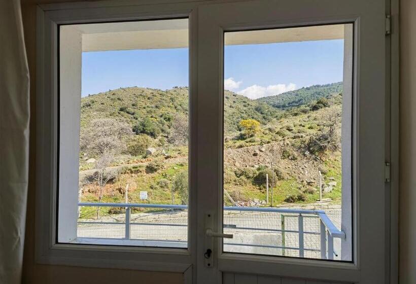 פנסיון Güzelbahçe Yemek Atölyesi