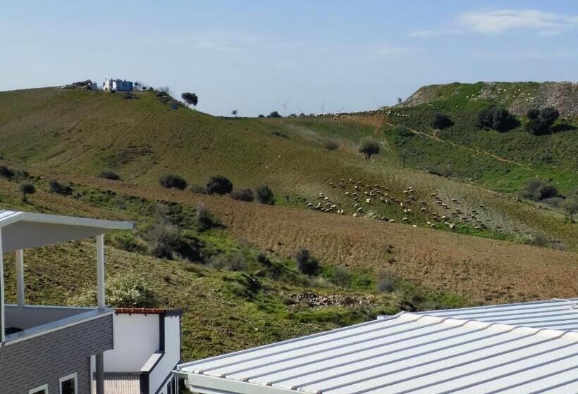 פנסיון Güzelbahçe Yemek Atölyesi