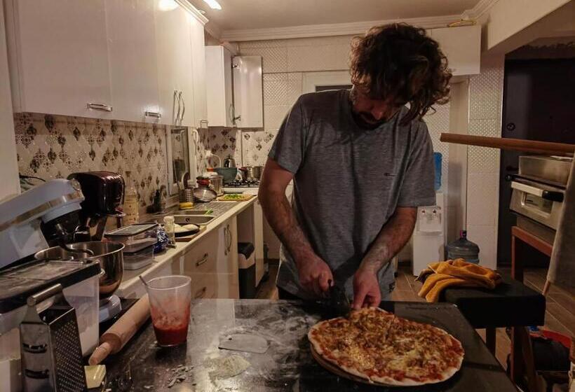 פנסיון Güzelbahçe Yemek Atölyesi