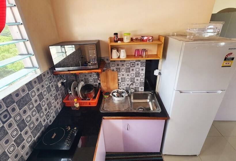 بنسيون Pacific Paradise Villa