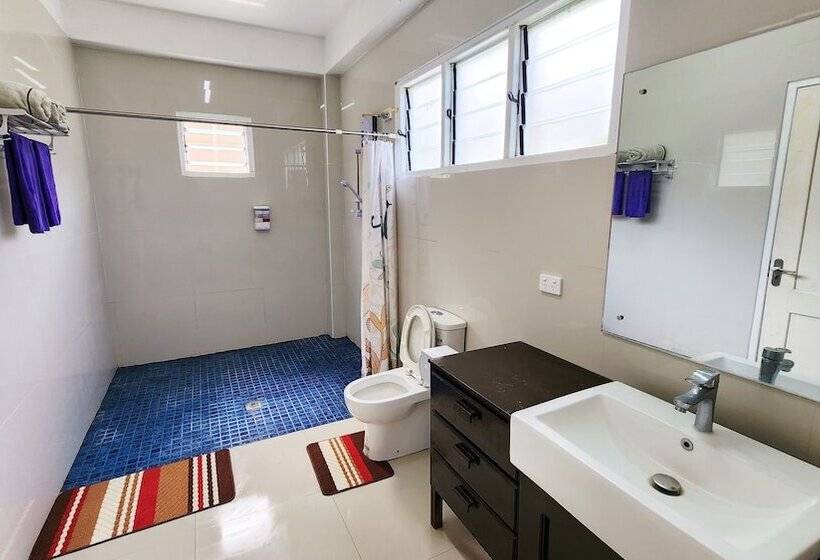 بنسيون Pacific Paradise Villa