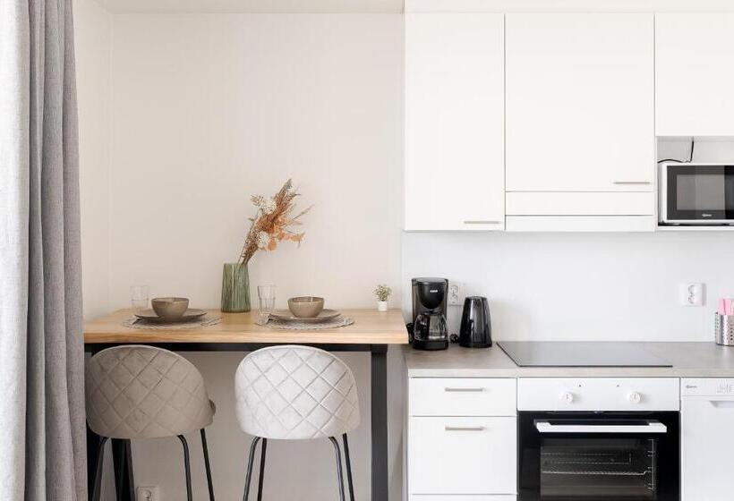 Serviced Apartments Pirkkala By Uhanda