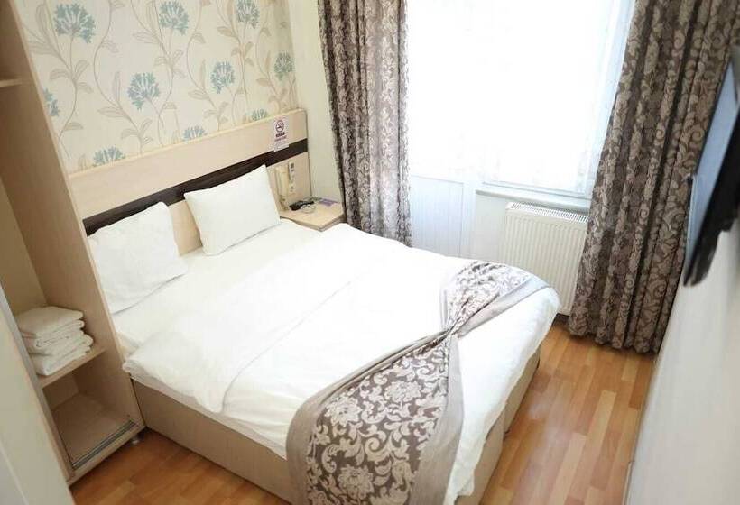 Bed and Breakfast Otel Burak