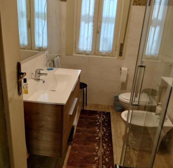 تختخواب و صبحانه S Agapò