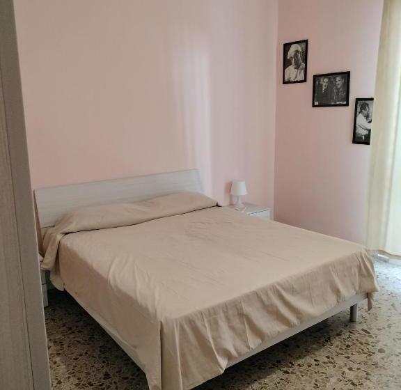 تختخواب و صبحانه S Agapò