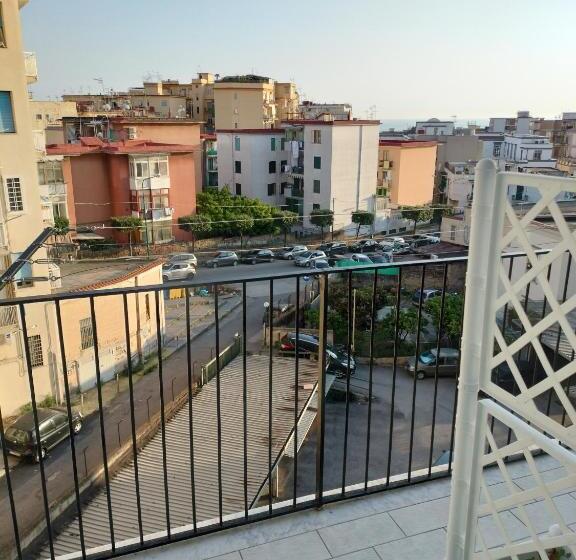 تختخواب و صبحانه S Agapò