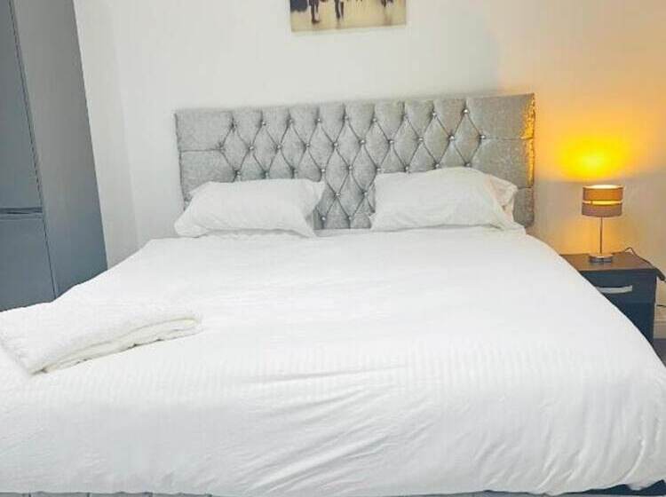 فندق The Pleasant House