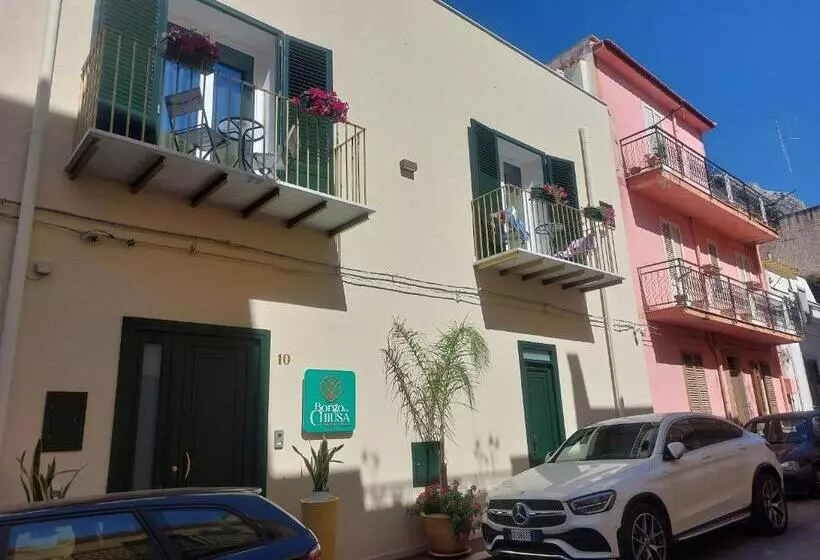 ペンション Borgo La Chiusa