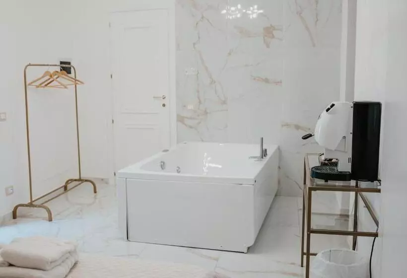 ペンション Borgo La Chiusa